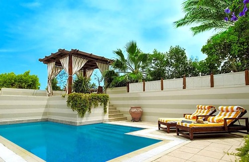 Village Road Hotel | 5-Star Hotel ∙ The Oberoi Beach Resort, Sahl Hasheesh