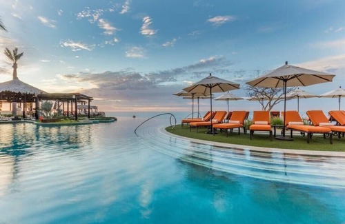 Marina Resort | 5 Star Luxury 2 Bedroom Presidential Suite at Grand Solmar Lands End