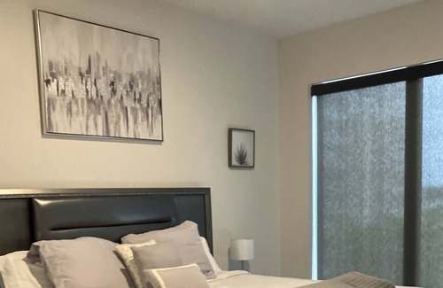 Loring Heights Condo | 5-Star Luxury at New Atlanta Interlock w/ Rooftop Pool !