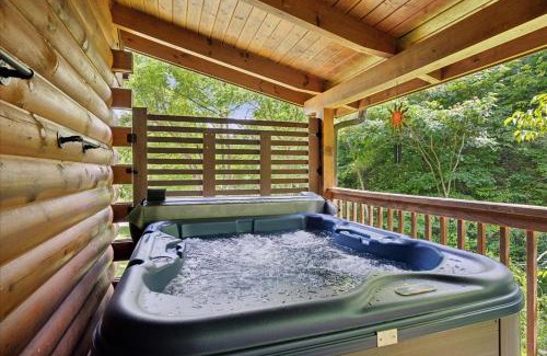 Sevierville House | 5-star Wpool, Cozy, Secluded, & Newly-renovated