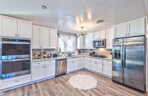Paradise Villa | 5 Stars Family Villa 6BR Game room! BIG backyard!