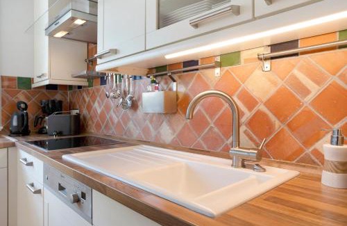 Pantow House | 5 Sterne Reetdachhaus Wildröschen