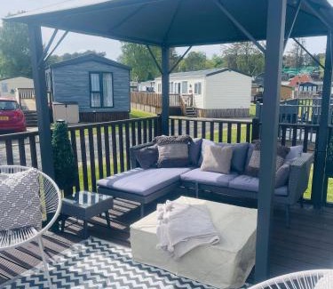 Jedburgh Apartment | 5 the green,lilliardsedge holiday park