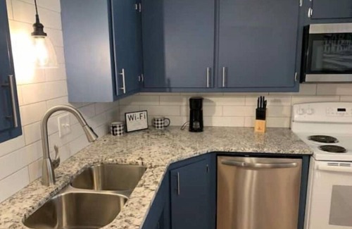 Green Bay Apartment | #5 The Hockey Haven: Ritchie’s Titletown Suites