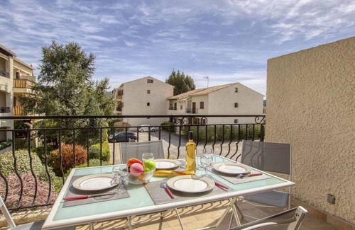 Saint-Cyr-sur-Mer Apartment | 50 m² Apartment ∙ 2 bedrooms ∙ 4 guests