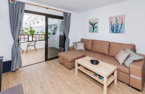 Costa Teguise Apartment | 50 m² Apartment ∙ 1 bedroom ∙ 4 guests