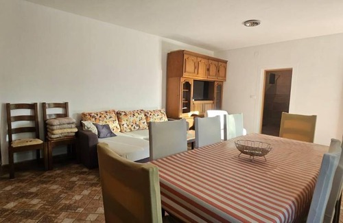 Gornji Karin Apartment | 50 m² Apartment ∙ 1 bedroom ∙ 4 guests