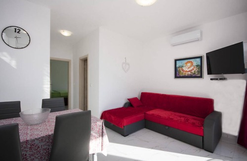 Rogoznica Apartment | 50 m² Apartment ∙ 1 bedroom ∙ 4 guests