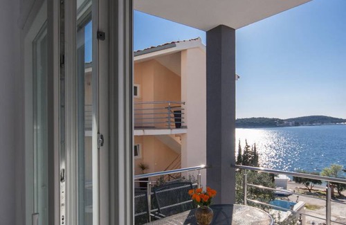 Rogoznica Apartment | 50 m² Apartment ∙ 1 bedroom ∙ 4 guests