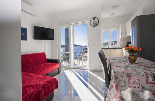 Rogoznica Apartment | 50 m² Apartment ∙ 1 bedroom ∙ 4 guests