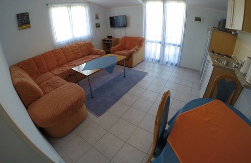 Rogoznica Apartment | 50 m² Apartment ∙ 1 bedroom ∙ 4 guests