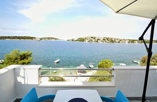 Rogoznica Apartment | 50 m² Apartment ∙ 2 bedrooms ∙ 4 guests