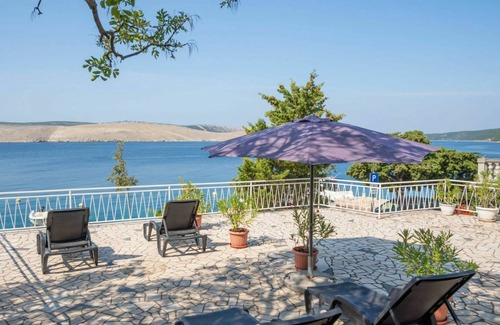 Jadranovo Apartment | 50 m² Apartment ∙ 2 bedrooms ∙ 4 guests
