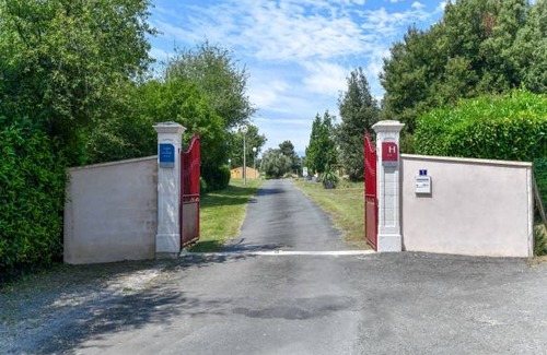 Saint-Savinien House | 50 m² House ∙ 2 bedrooms ∙ 4 guests
