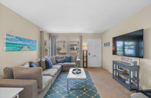 Pacific Beach Apartment | 500 ft to Ocean Relaxing stay Parking WiFi 840