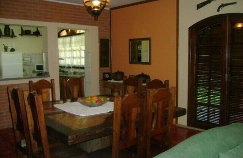 Interior de Sao Paulo House | 5000m2 green area. rest and diversao of family and friends, take 1 hour SP