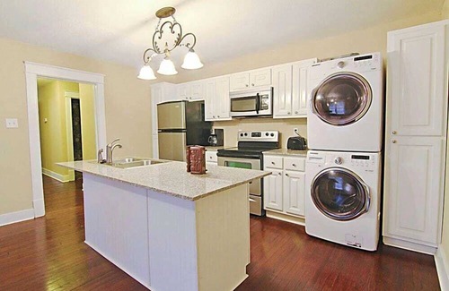 Florence Condo | 501#B - Spacious downtown Shoals Condo Suite
