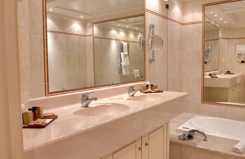 Vibo Valentia Hotel | 501 Hotel