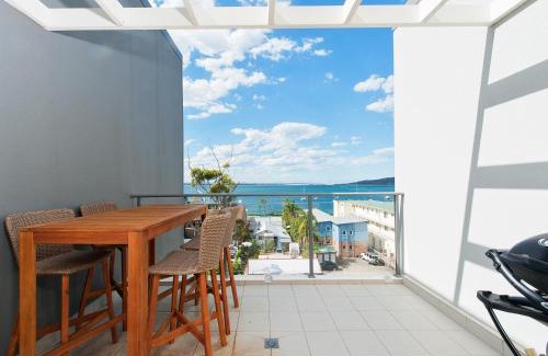 Shoal Bay Apartment | 501 The Shoal