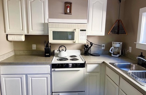 Lakeside Cottage | 502 Walnut in Lakeside