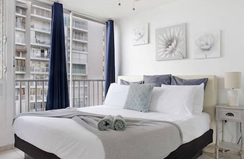 Isla Verde Apartment | 506 RC Luna Llena Beach 1Bdr Oceanview Pool