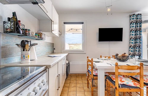 Saint-Hilaire-de-Riez Ski Chalet | 50m from the beach, charming house in St Hilaire