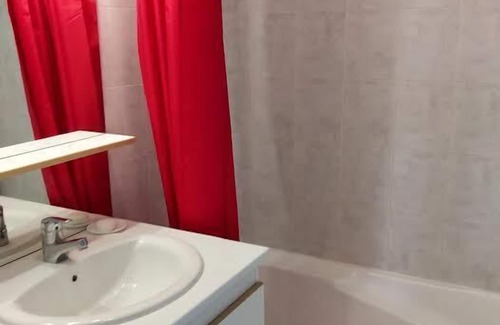 Reallon Apartment | 50m from resort center, 3rd floor, balcony, ski locker, 36m², Réallon