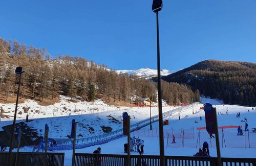 Les Orres Apartment | 50m from ski slopes, 1st floor, view resort, fitness, swimming pool, balcony, ski locker, 38m²