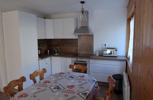 Valloire Apartment | 51 m² Apartment ∙ 2 bedrooms ∙ 8 guests