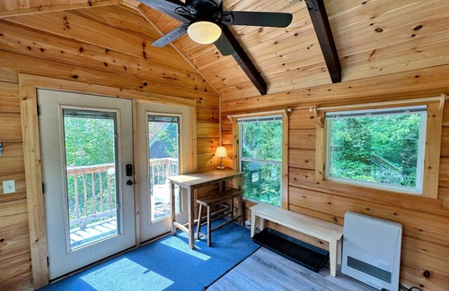 Twin Mountain Cabin | 51 m² Cabin ∙ 1 bedroom ∙ 4 guests