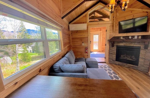 Twin Mountain Cabin | 51 m² Cabin ∙ 1 bedroom ∙ 4 guests