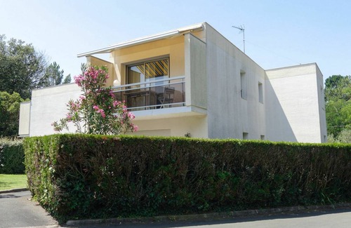 Saint-Palais-sur-Mer Apartment | 51 m² Apartment ∙ 1 bedroom ∙ 4 guests