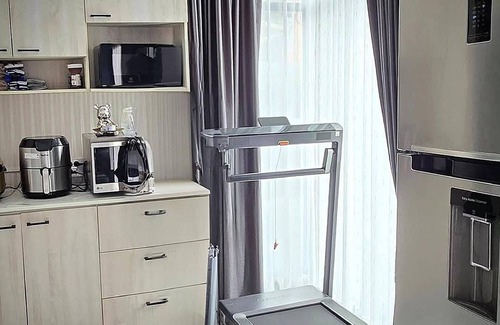 Bang Yi Ruea Hotel | 51 Suanplu Residence