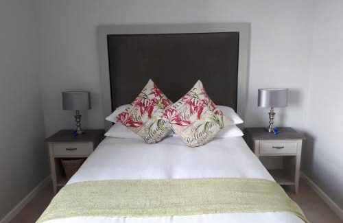 George Apartment | 51 Trafford