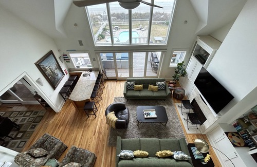 Isle of Palms House | 510 Ocean Blvd-Oceanfront, Pet friendly,Private Pool, Elevator,Screened Porch
