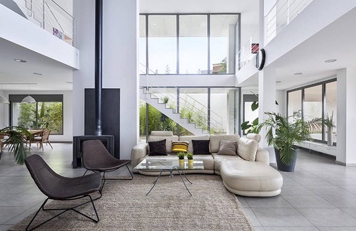 Garriguella House | 512 m² House ∙ 4 bedrooms ∙ 12 guests
