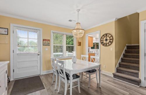 Tarpon Pond House | 513 Tarpon Pond Cottage