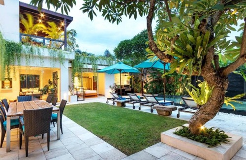 Jimbaran Bay Hotel | 516 m² Hotel ∙ 3 bedrooms ∙ 6 guests