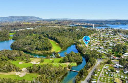 Narooma House | 52 Ballingalla Street, Narooma
