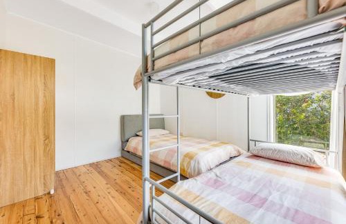 Narooma House | 52 Ballingalla Street, Narooma