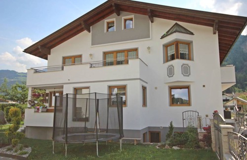 Ried im Oberinntal Apartment | 52 m² Apartment ∙ 1 bedroom ∙ 4 guests