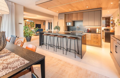 Clifton Villa | 52 Victoria