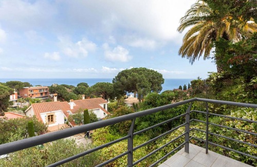 Lloret de Mar Villa | 520 m² Villa ∙ 4 bedrooms ∙ 8 guests