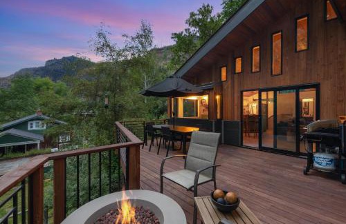 Ouray House | 524 Spangler Lane