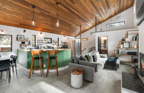 Ouray House | 524 Spangler Lane
