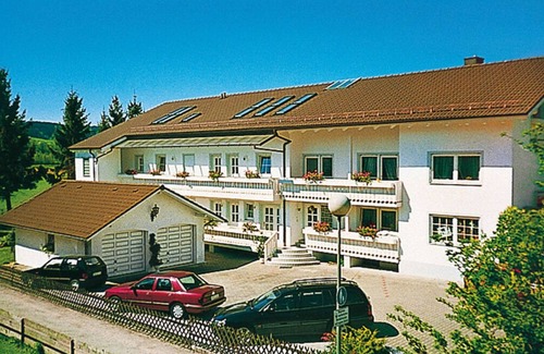 Bad Birnbach Apartment | 52qm-großes Appartement mit Balkon und Nähe zur Rottal Therme