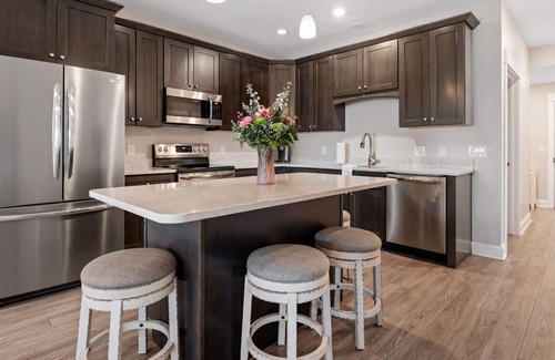 Traverse City Condo | 539 Bay St. Lake View Condo Unit 401W