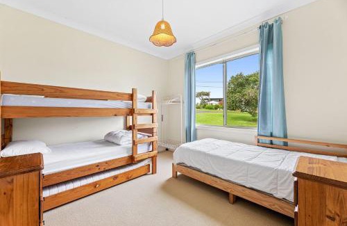 Dalmeny House | 54 Noble Parade