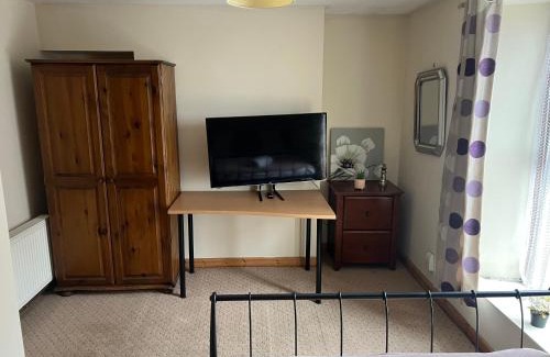 St. Thomas House | 54 - Room 3 - City views