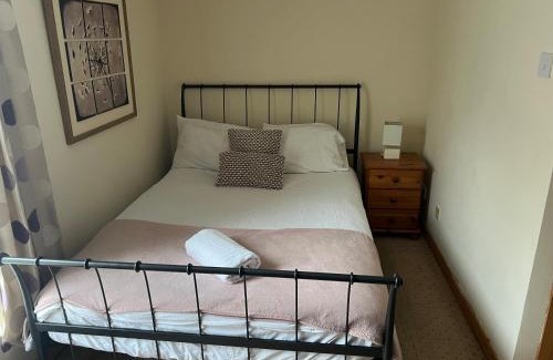 St. Thomas House | 54 - Room 3 - City views